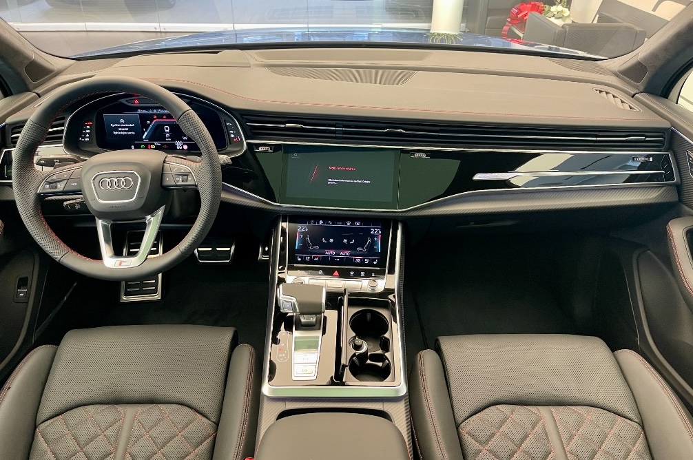 Audi Q7 50 TDI QUATTRO  | SKLADEM | facelift | nové české auto | luxusní naftové SUV | modrá Ascari s černou prošívanou kůží | maximální výbava | VIP sleva | nákup online | AUTOiBUY.com
